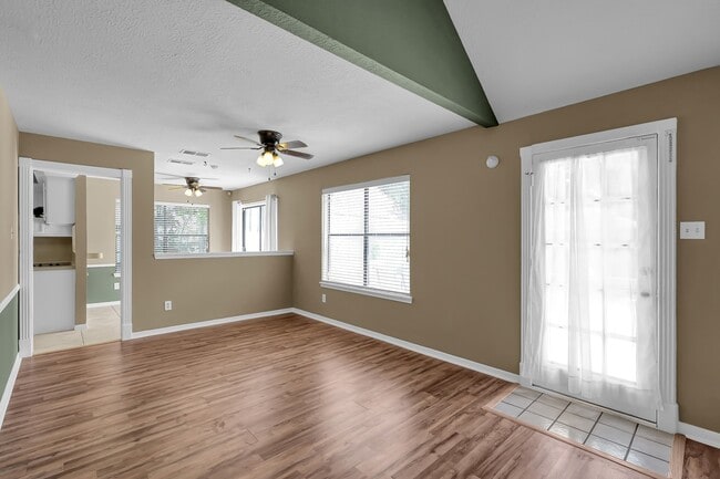 Building Photo - 3519 El James Dr Rental