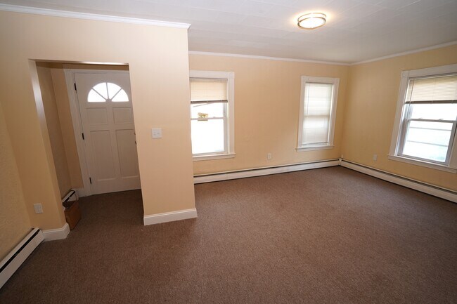 Photo - 83 Waverly St Unit 1