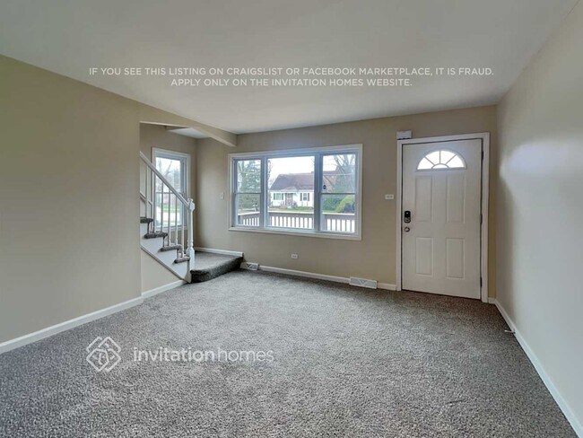 Photo - 9307 Nordica Ave