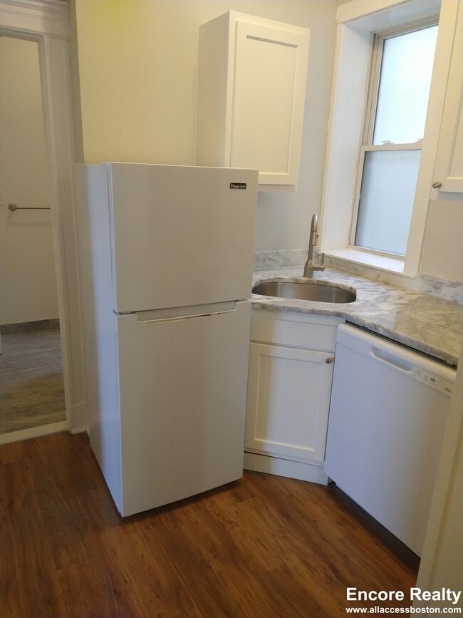 Photo - 1189 Commonwealth Ave Unit 14