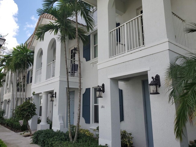 Photo - 1317 Piazza Pitti