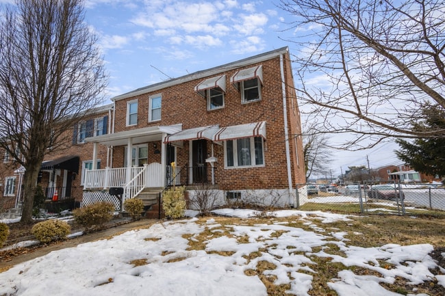 Building Photo - 1200 Narcissus Ave