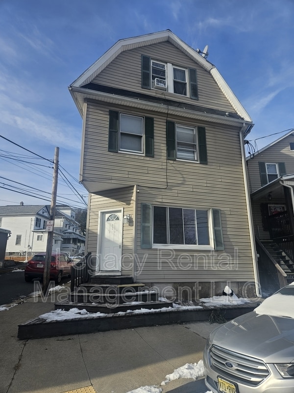 Photo - 535 W Shawnee Ave