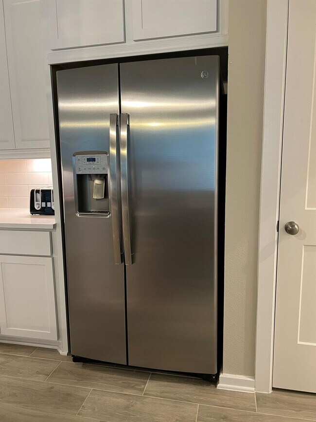 Photo - 311 N Spotted Fern Dr