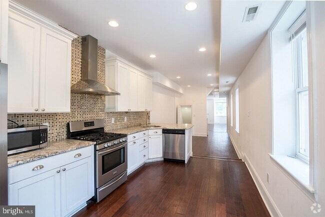 Building Photo - 1212 N 5th St Rental