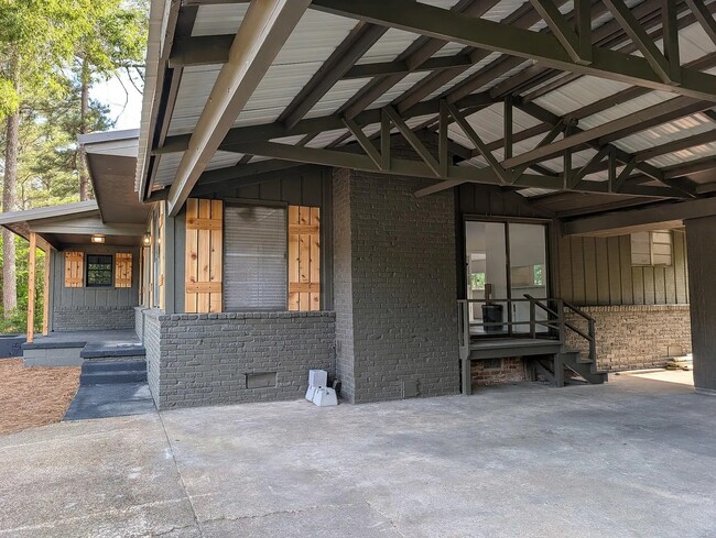 Photo - 1316 Baker St