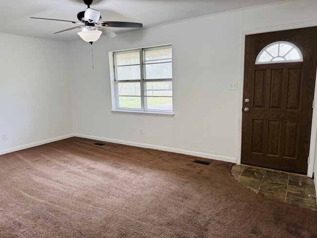 Photo - 168 Drum Cir