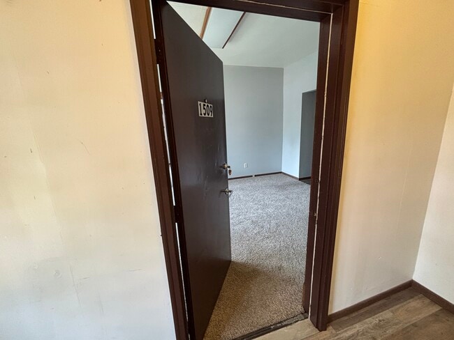 Building Photo - 1509 Mississippi St Unit 1509