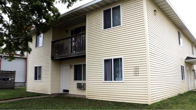Building Photo - 1418 Vine St Rental