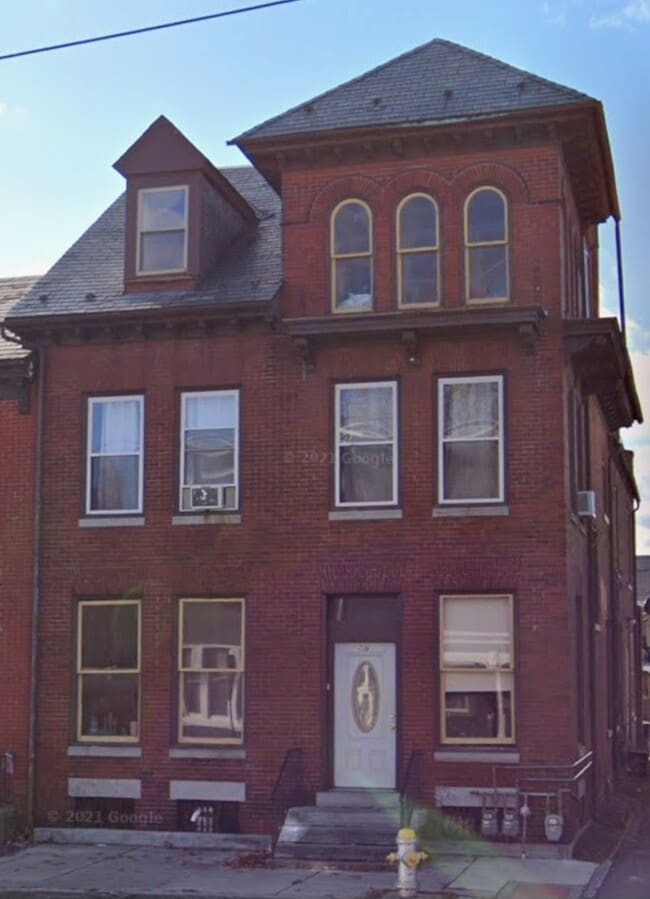 Photo - 511 N 8th St Unit 2