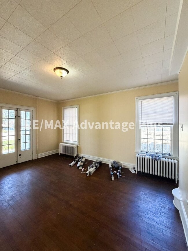 Photo - 106 Grove St Unit B