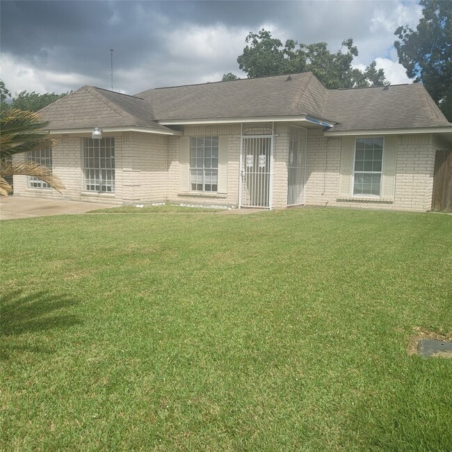Building Photo - 2010 Bunzel St Rental
