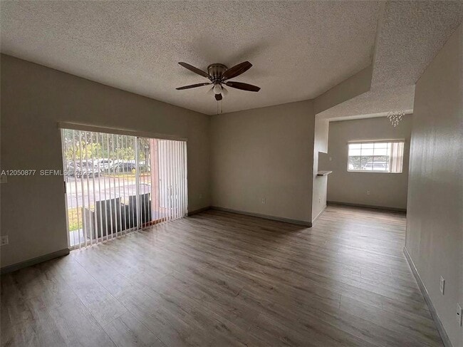 Photo - 2451 NW 96th Terrace Unidad 21B