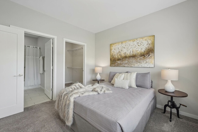 Guest Bedroom Suite