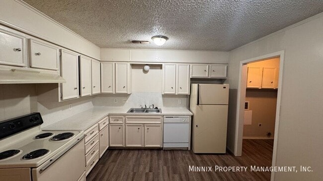 Photo - 5210 38th St