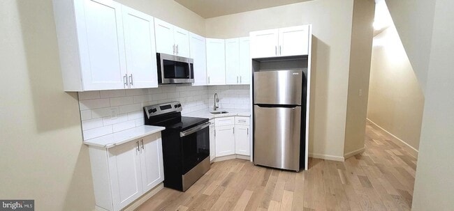 Photo - 1219 W Silver St Unit 1