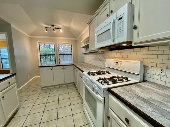 Photo - Easy Living, Inside and Out