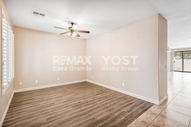 Photo - Desert Living Done Right: Solar, Pool & Jacuzzi Included