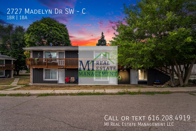 Building Photo - 2727 Madelyn Dr SW Unit C Rental