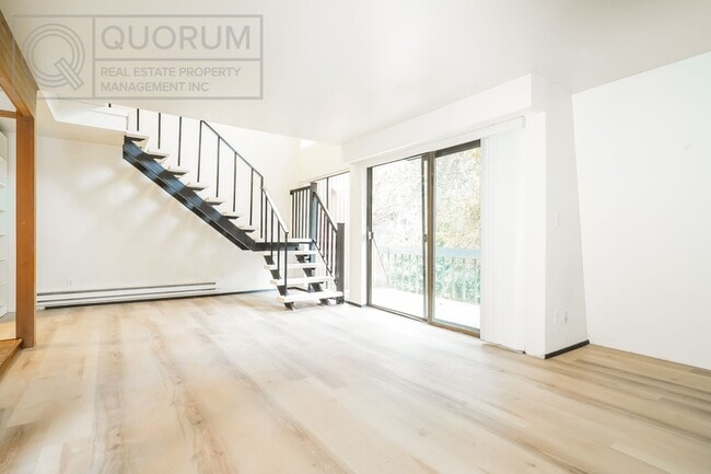 Photo - Super Unique Northgate Loft!