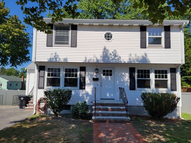 Photo - 17 Piermont St House