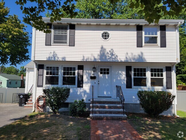Building Photo - 17 Piermont St Rental