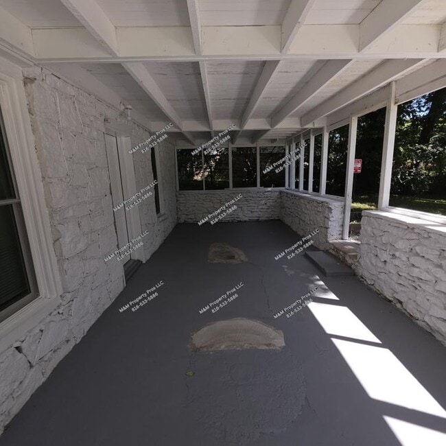 Photo - 425 N Morse Ave