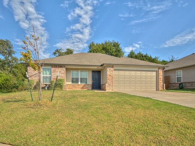 Photo - 3 Bedroom home for rent in Noble!