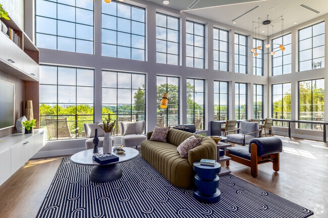 Sky Lounge