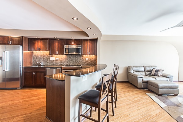 300 N State St Unit 3334