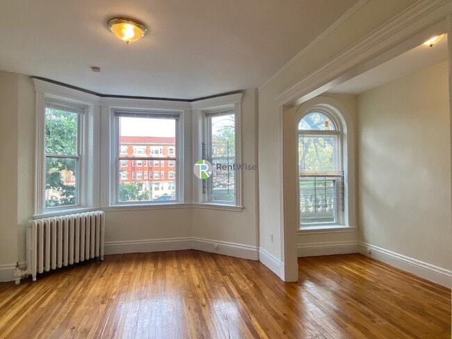Building Photo - 1292 Commonwealth Avenue Unit 16