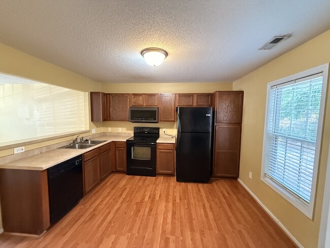 Photo - 131 Cornerstone Pl