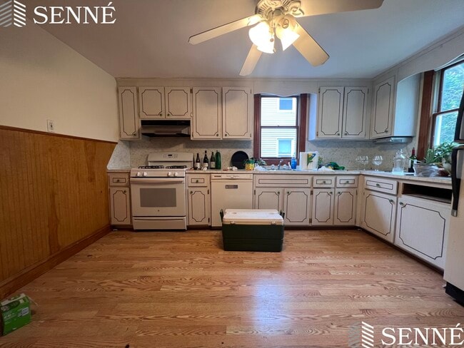 Photo - 23 Sargent St Apartment Unit 1