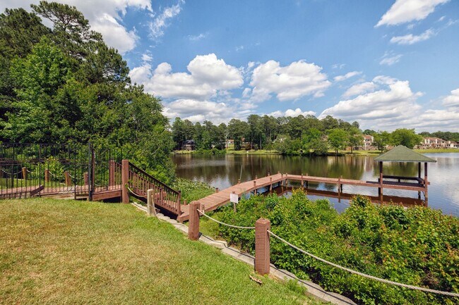 Photo - 3 Bedroom Lake View Condo on McFayden Lake with Lakeviews