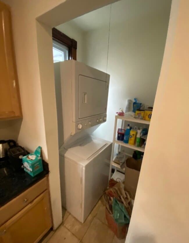 Photo - 121 Calumet St Unidad 2