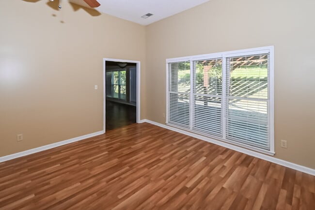Photo - 9224 Chimneyrock Blvd.