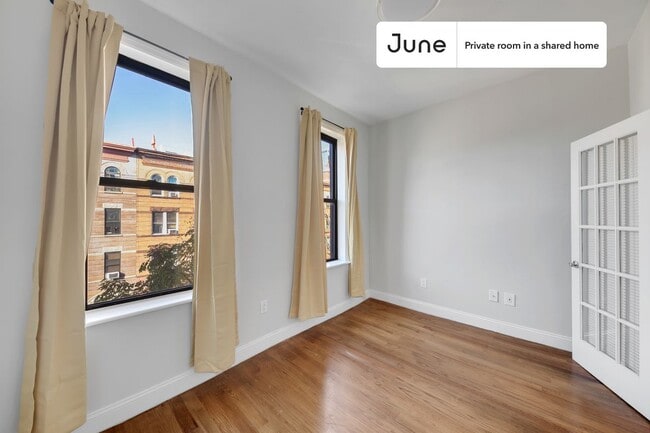 Photo - Room in Shared 4 bed/1 bath home Unit A