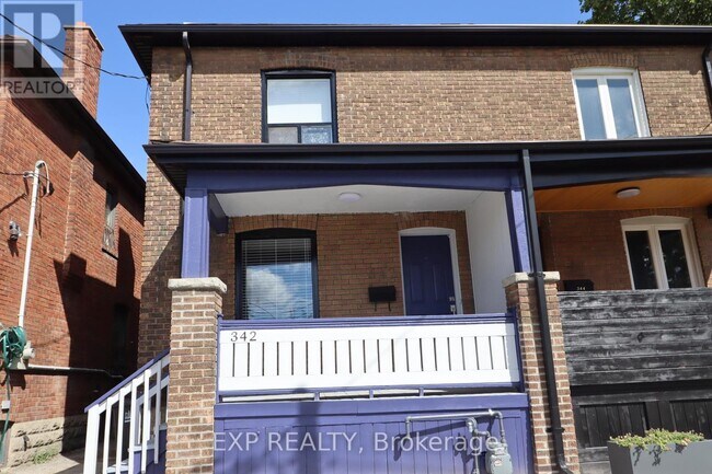 Photo - 342 Eglinton Ave E