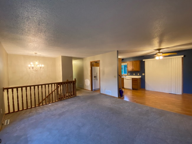 Photo - 2415 319th Ln NE