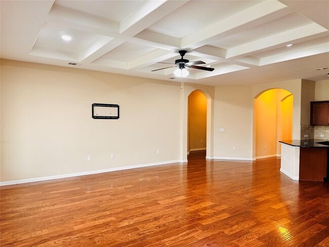 Photo - 18501 Bassano Ave