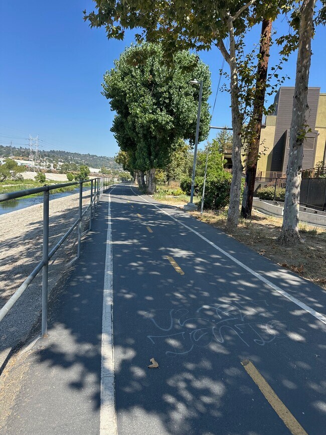 Photo - 2978 Ripple Pl Unidad 105