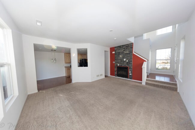 Photo - 636 Hawley Dr