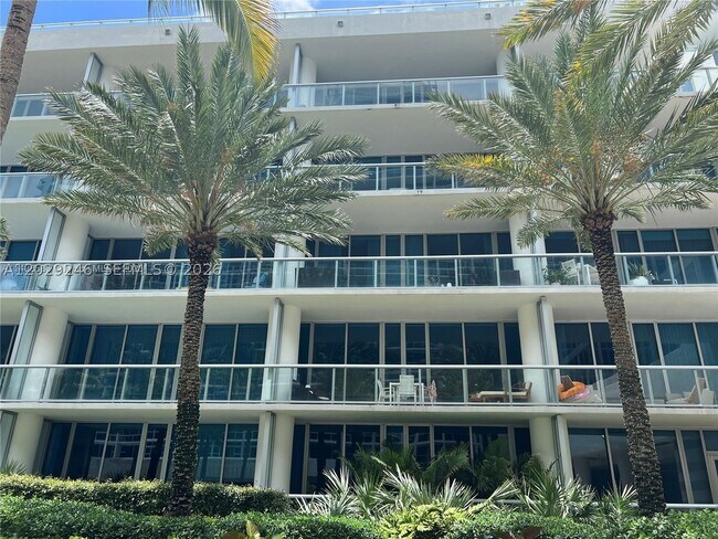 6799 Collins Ave Unit 1501