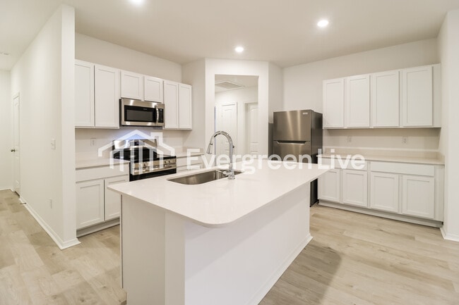 Photo - 10820 Mason Dr