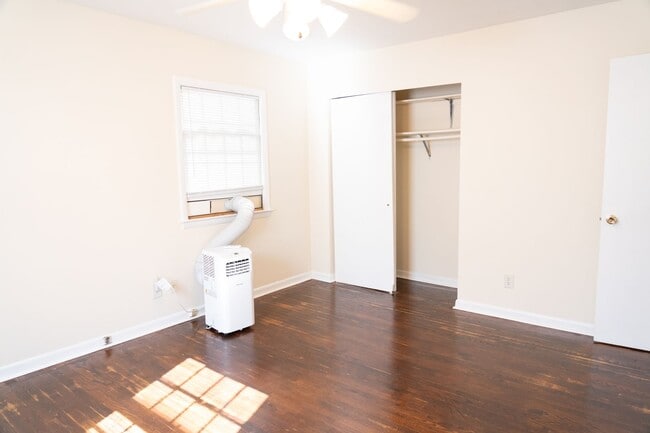 Photo - 114 Stratford Ct Unit Apt #A