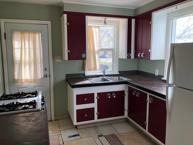 Photo - 127 Jewell Ave