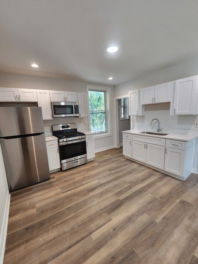 Photo - 8900 S Normal Ave