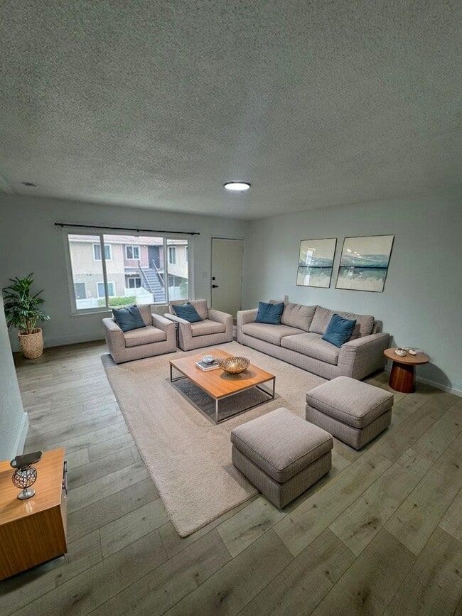 Photo - 1131 N Onondaga Ave Unidad 4