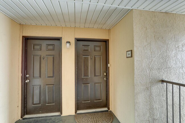 Photo - 8903 Latrec Ave Unit 3-306