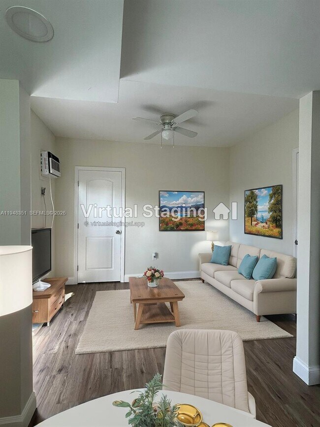 Photo - 1935 Liberty St Unidad 1